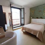 Hotell Rural Martin Banos De Montemayor