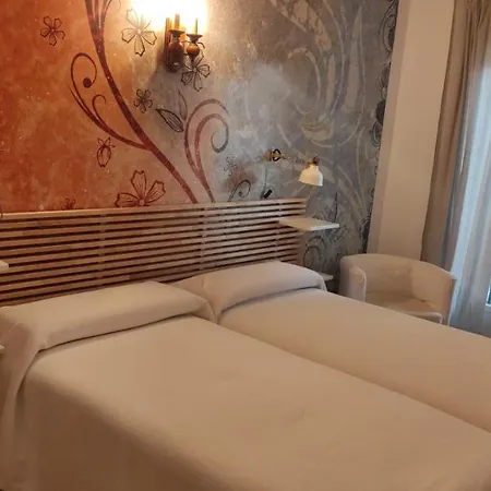 Hotel Rural Martin Banos De Montemayor