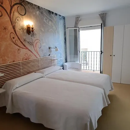 Rural Martin Banos De Montemayor